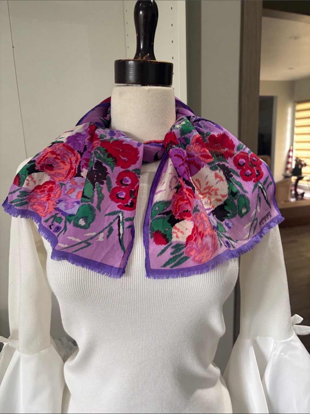 Oscar de la Renta Purple Floral Silk-Scarf.